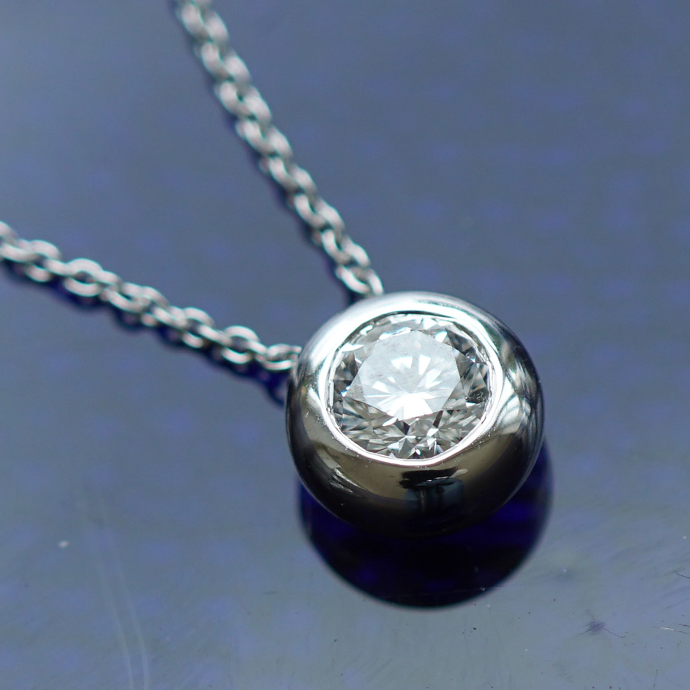 Brillant Solitär Anhänger mit Kette 750er Weissgold 0.41 ct W SI...genau den will ich...