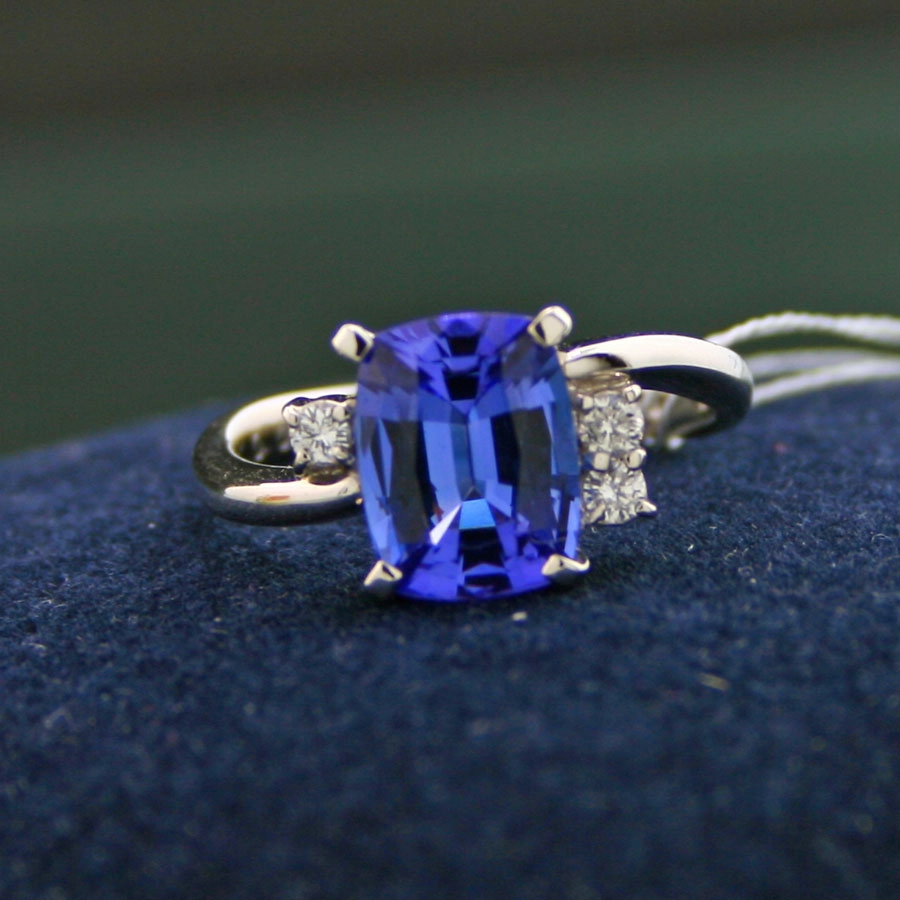 Tansanit-Brillant-Ring, 900er-Platin