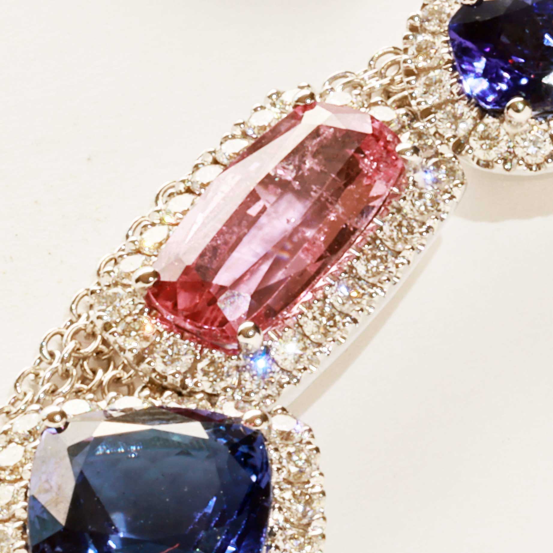 Tansanit Spinell Brillant Anhänger m. Kette 750er Weissgold 6 ct 0.70 AAA+ Blaulilie und Traumrosa