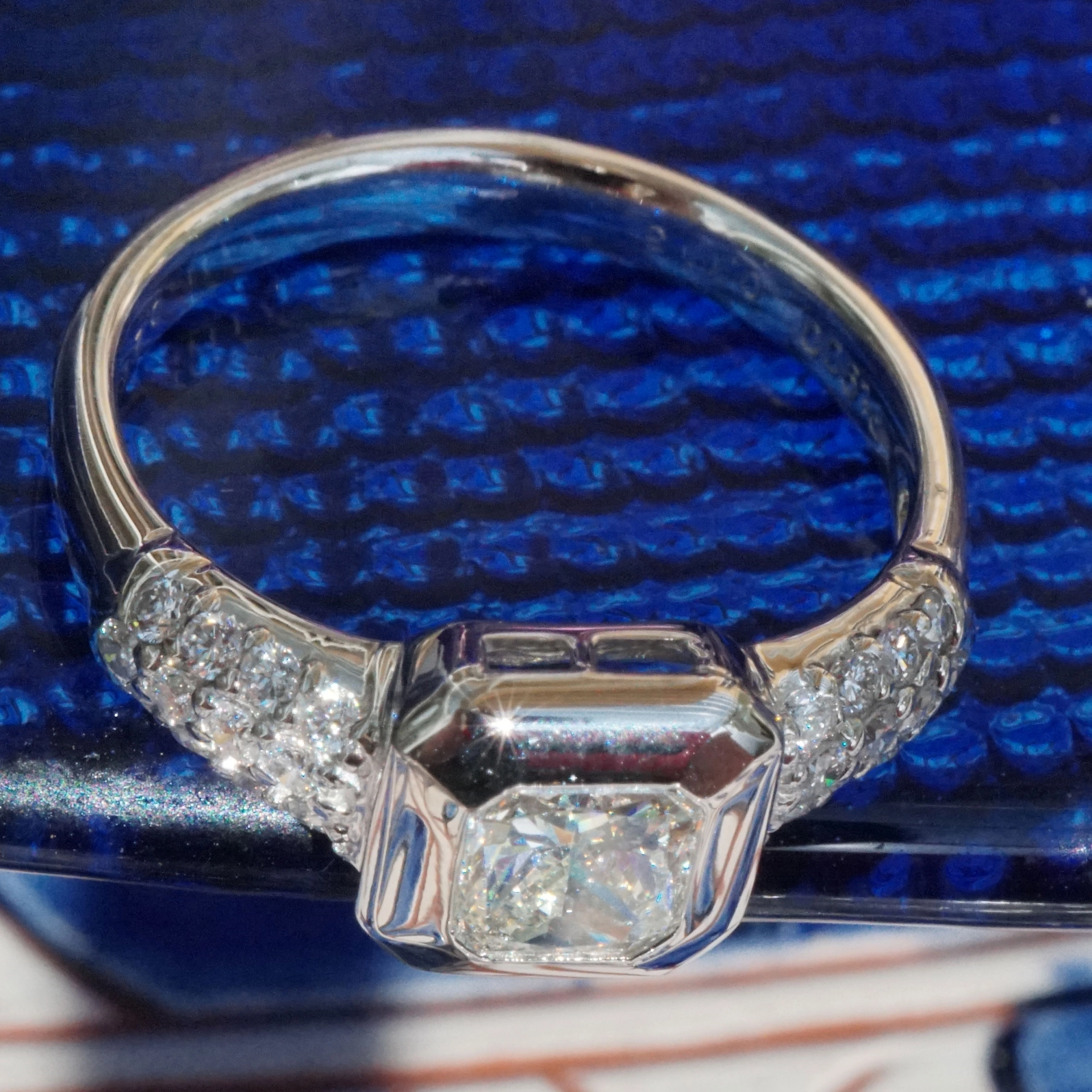 Prinzess Diamant Ring 0.713 ct 0.28 ct W-CR / SI-P1 900er Platin Brillanz Top