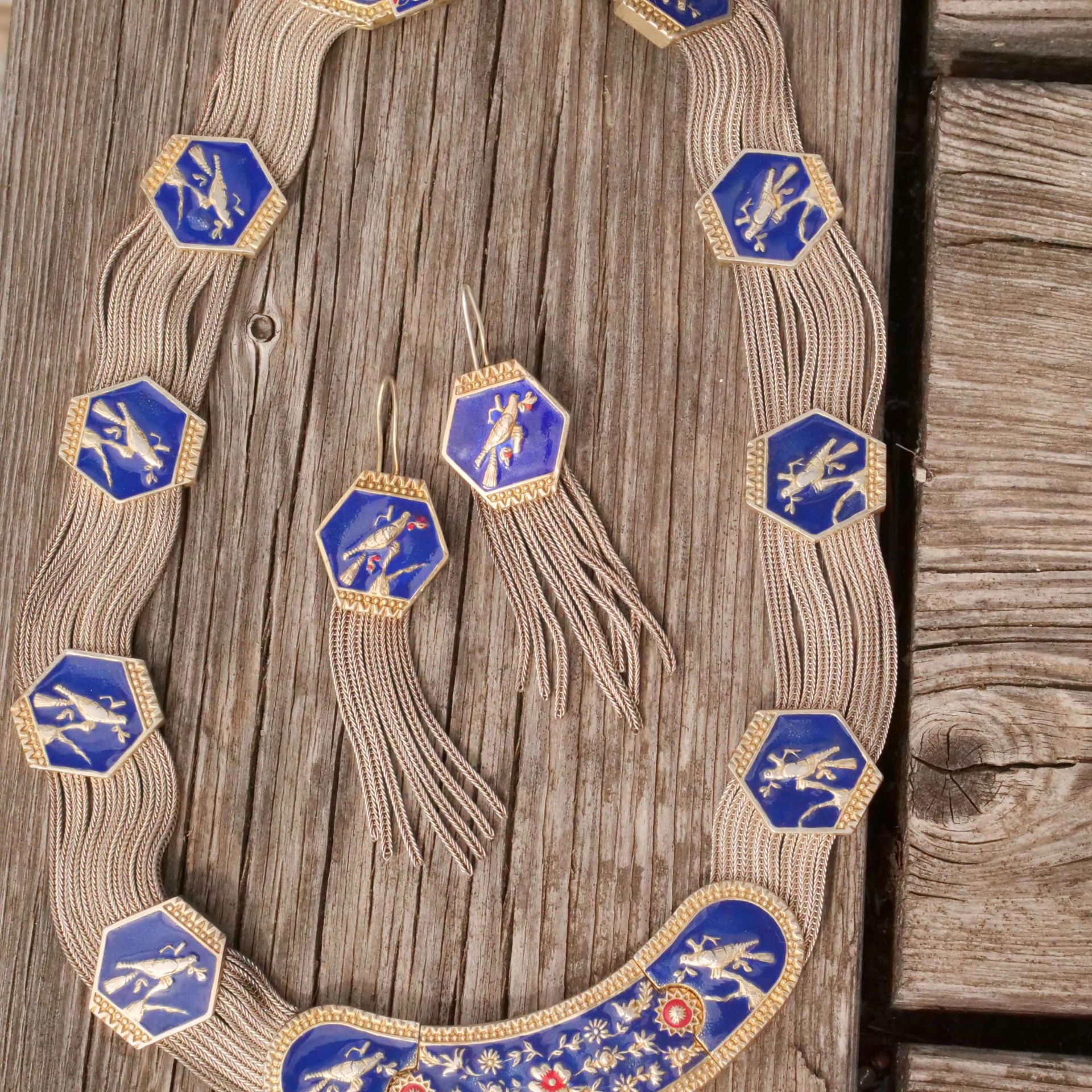 Florales Silber Emaille Collier mit passenden Ohrhängern...sehr dekorativ mit kleinen Vögelchen