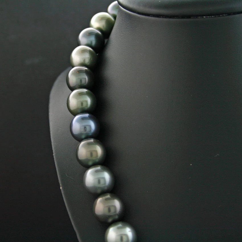 Opera-Tahiti-Zuchtperl-Kette, 13-14 mm Perlen, 89 cm lang