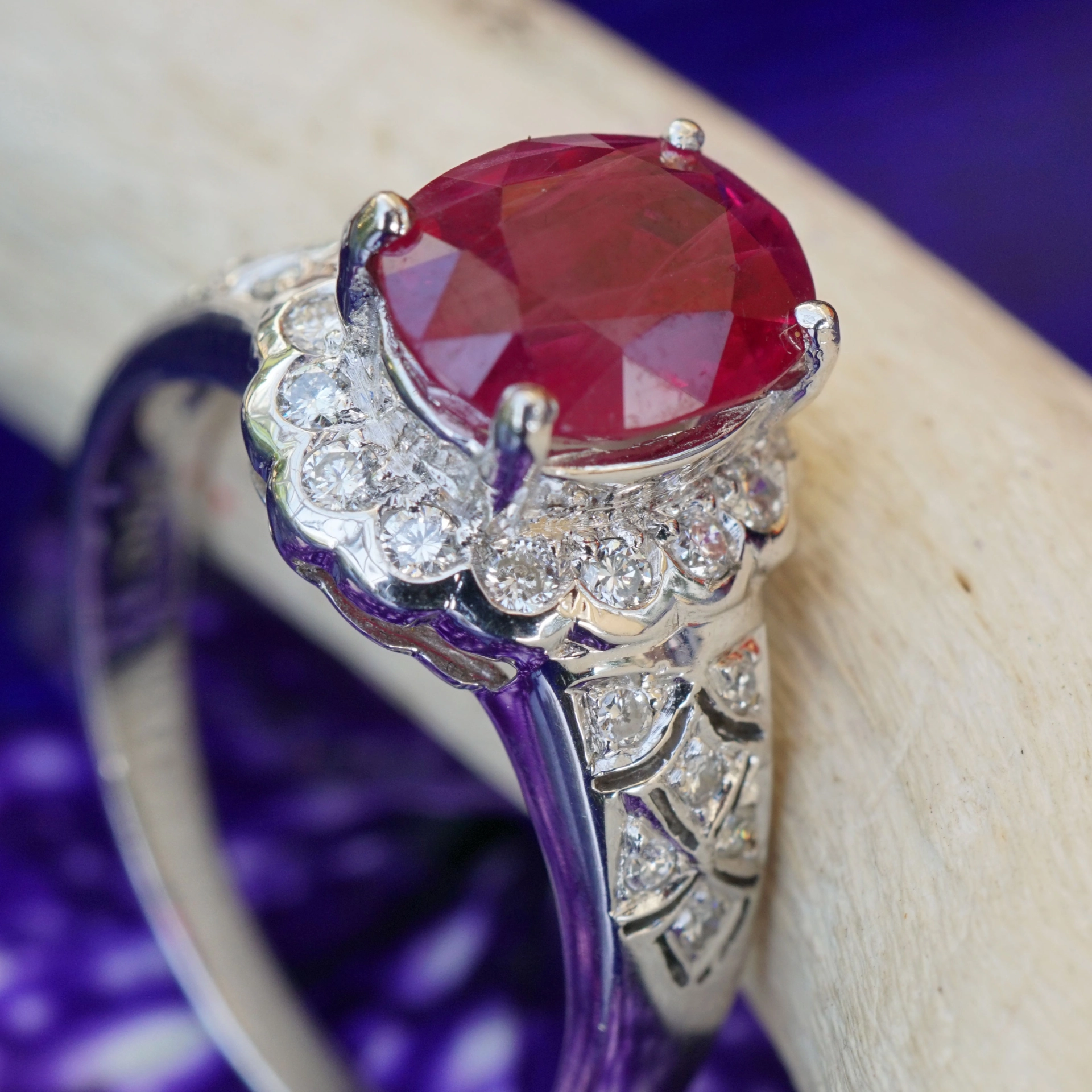 Eleganter Rubin Brillant Ring 750er Weissgold 1.60 ct 0.25 ct...tolles Geschenk!