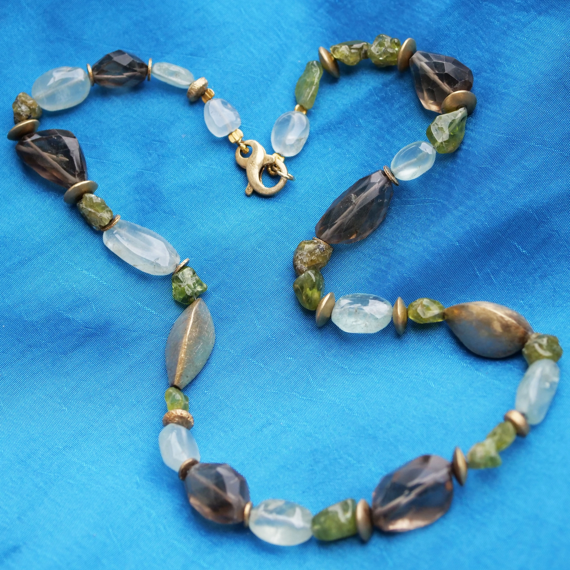 Aquamarin Peridot Rauchquarz Collier Silber vergoldet 46,5 cm Handarbeit