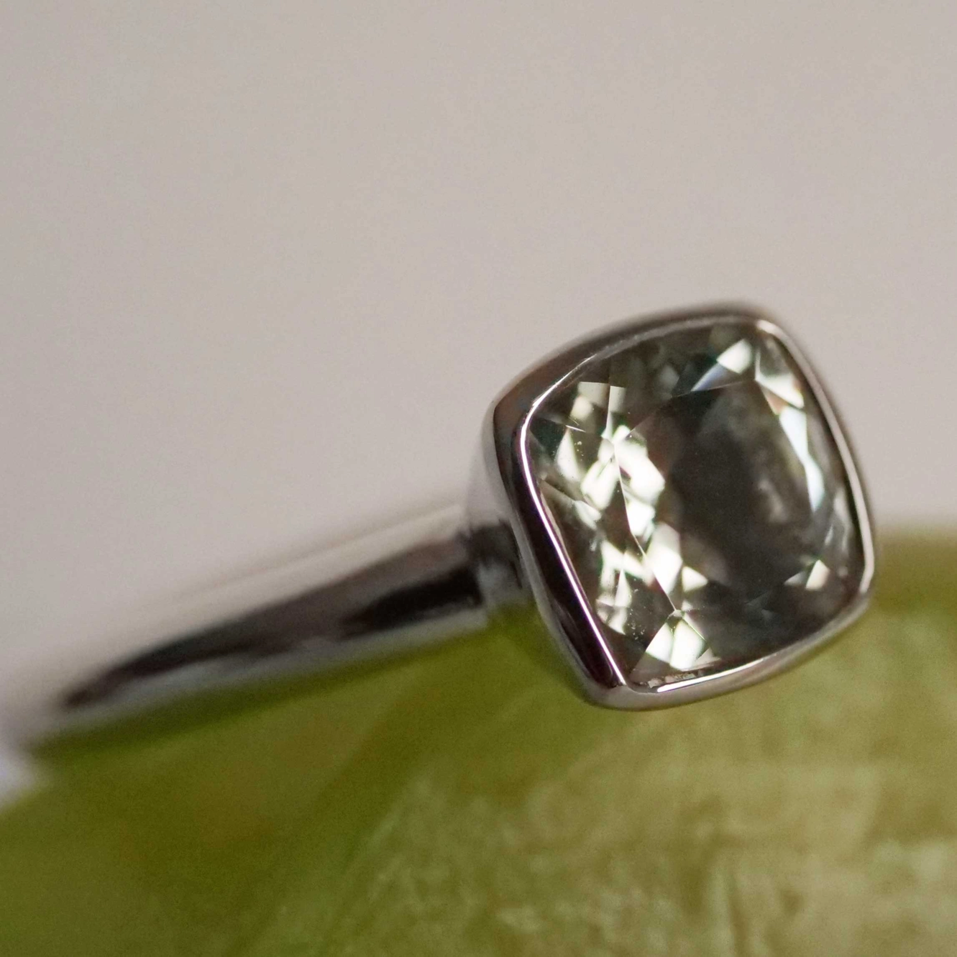 Chilango Ring  Sparkling Stars 2 Prehnit 925er Silber neu mit orig. Etui massiv