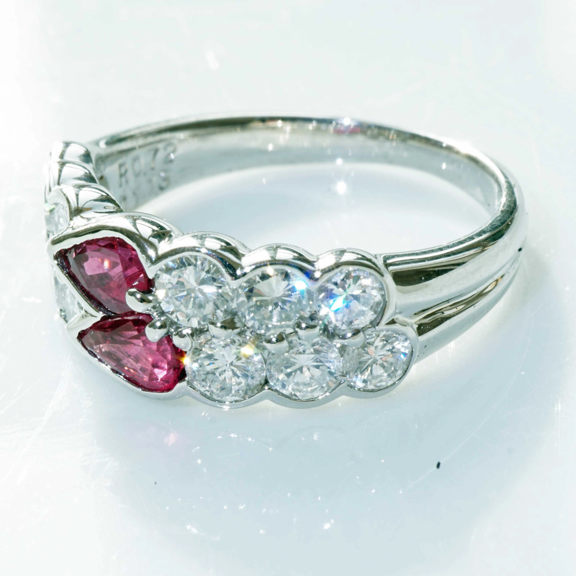 Rubin Brillant Ring 900er Platin 0.72 ct 1.13 ct .....da lächelt einem eine tolle Qualität entgegen
