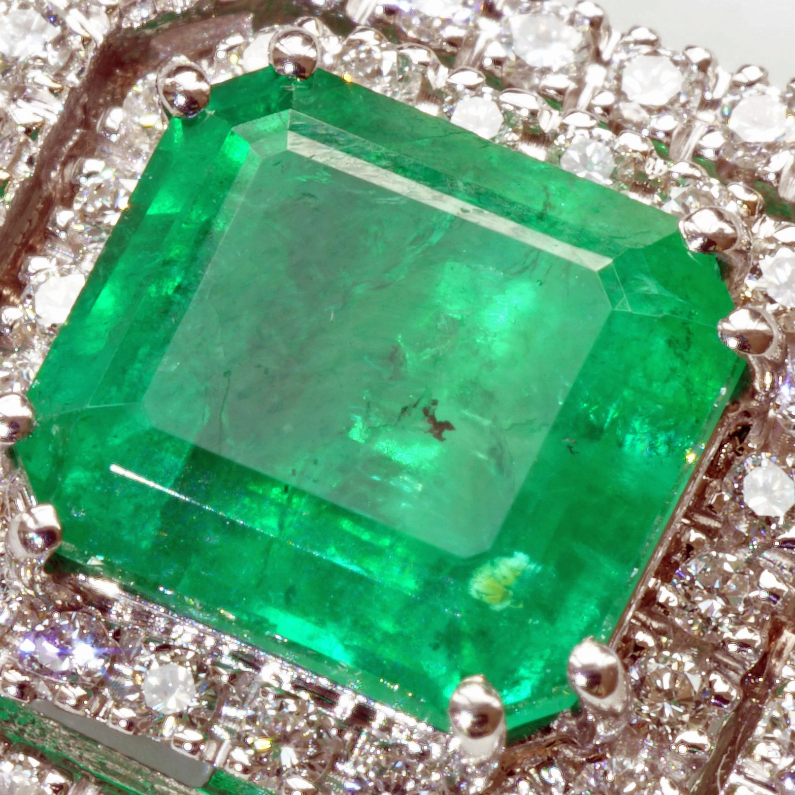 Smaragd Brillant Anhänger mit Kette 750er Weissgold 2.13 ct Panjshir/Afghanistan