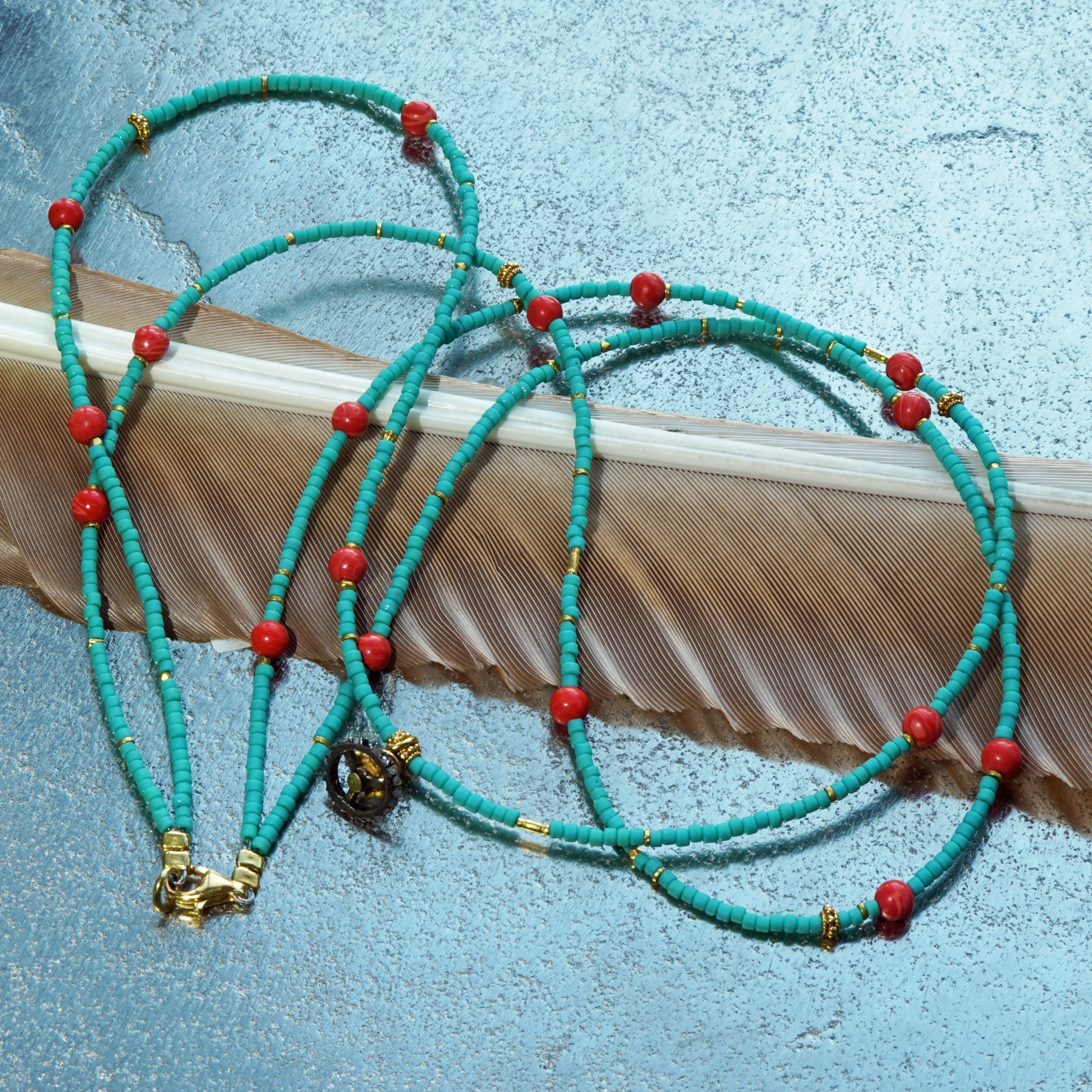 Feingold Korall Türkis Collier doppelreihig mit Diamant Anhänger