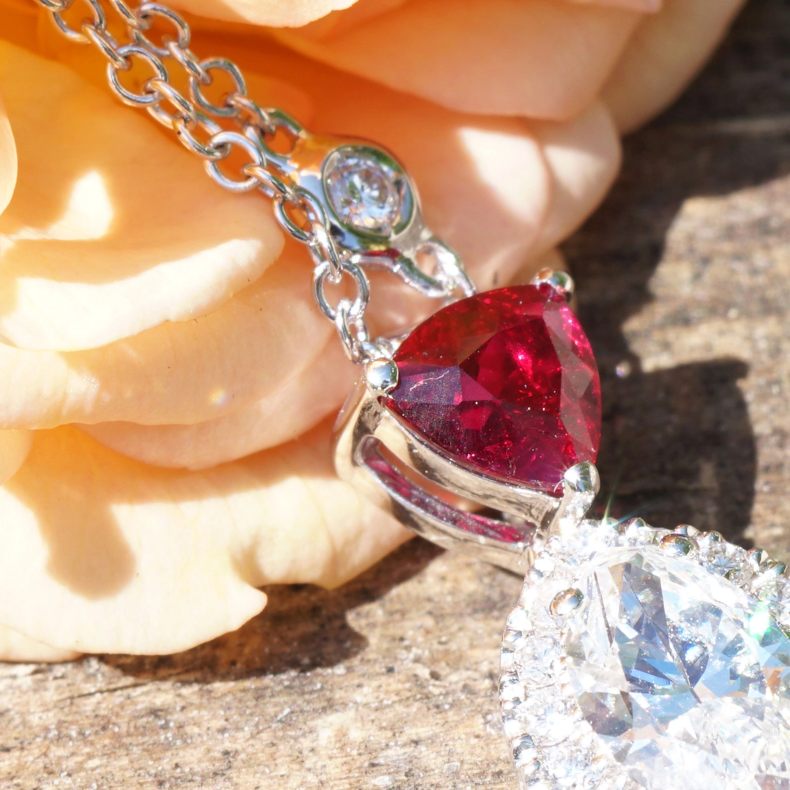 Rubin Diamantmarquise Brillant Anhänger m. Kette 750er Weissgold...pigeonblood Mosambik