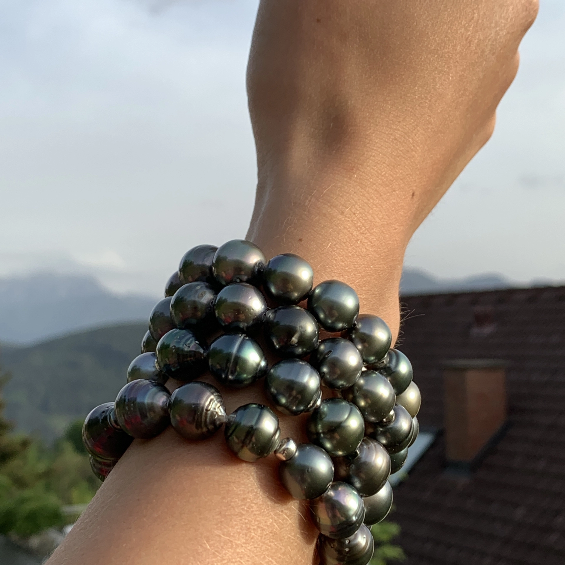 Tahiti Zuchtperl Armband elastisch 12-17 mm barock AA schöner Lüster