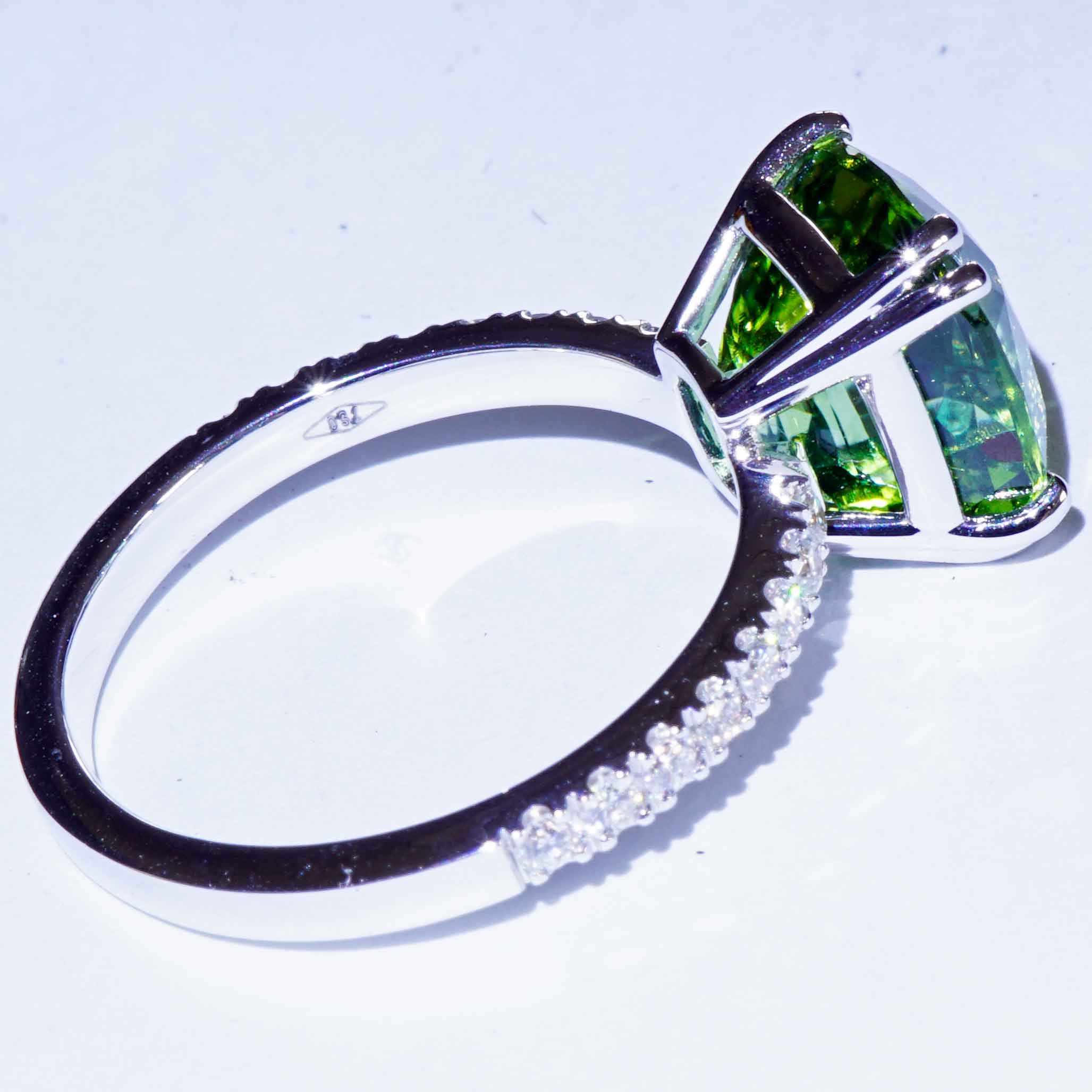Lagun Grün-Blauer Turmalin Brillant Ring 750er Weissgold 4.86 ct 0.33 ct  Top Qualität Afghanistan 