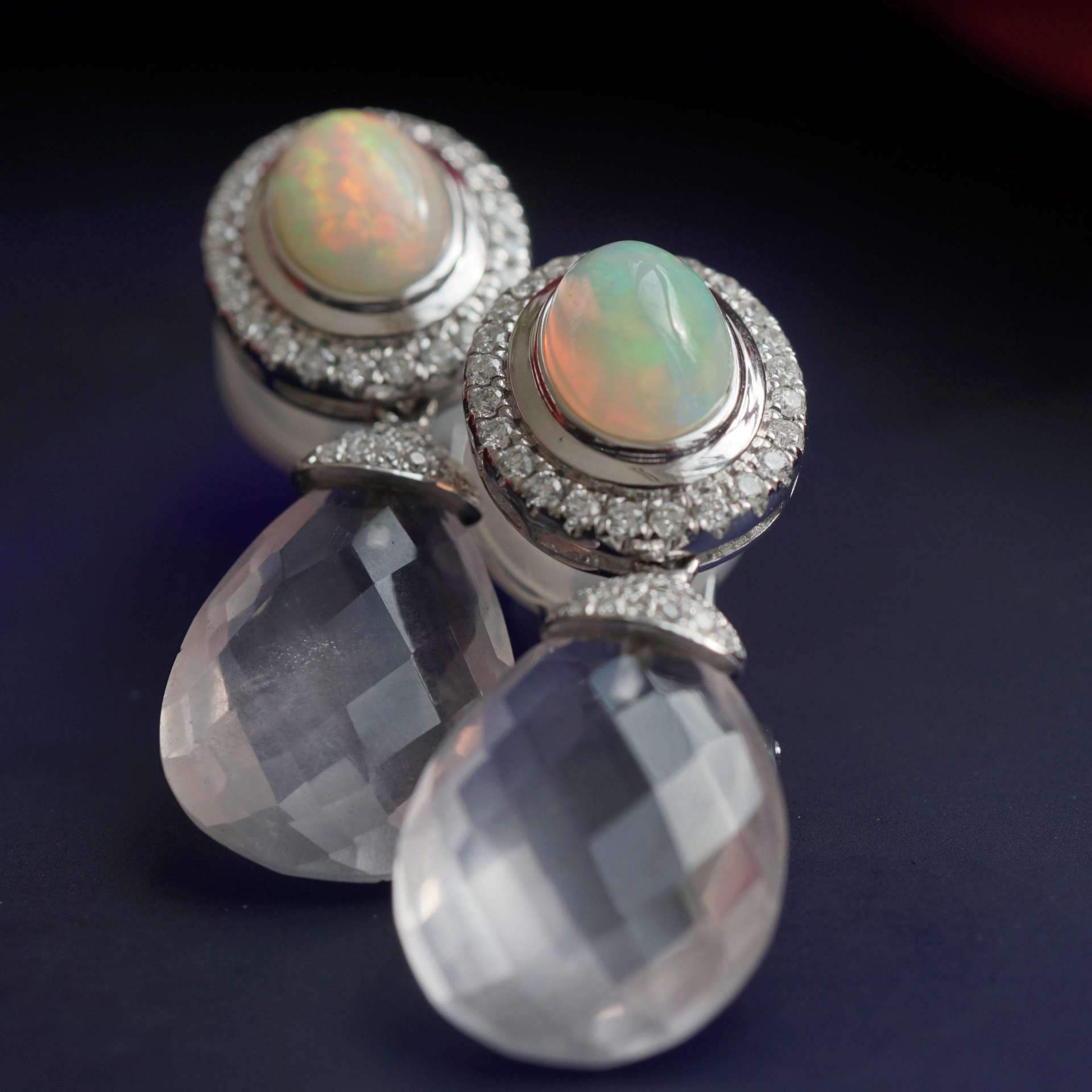 Brillant Opal Rosenquarz Ohrstecker Clip ZARTE BLÜTE 750er Weissgold Pastellfarben