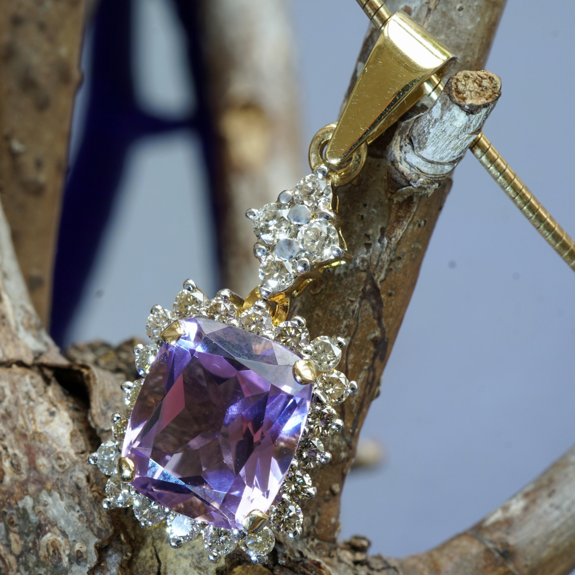 Amethyst Brillant Anhänger 750er Gelbgold 3.35 0.35 ct W VS-SI 6 Gramm Fliederfarben