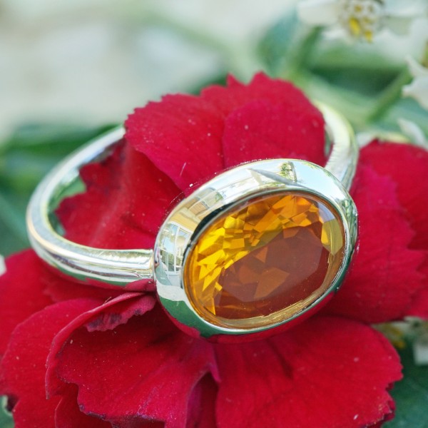 Fire Opal Ring 18 kt White Gold....fine Color