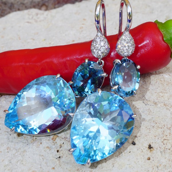 Bluetopaz Diamond Earrings...Italy Sea Blue...18 kt Whitegold amazing