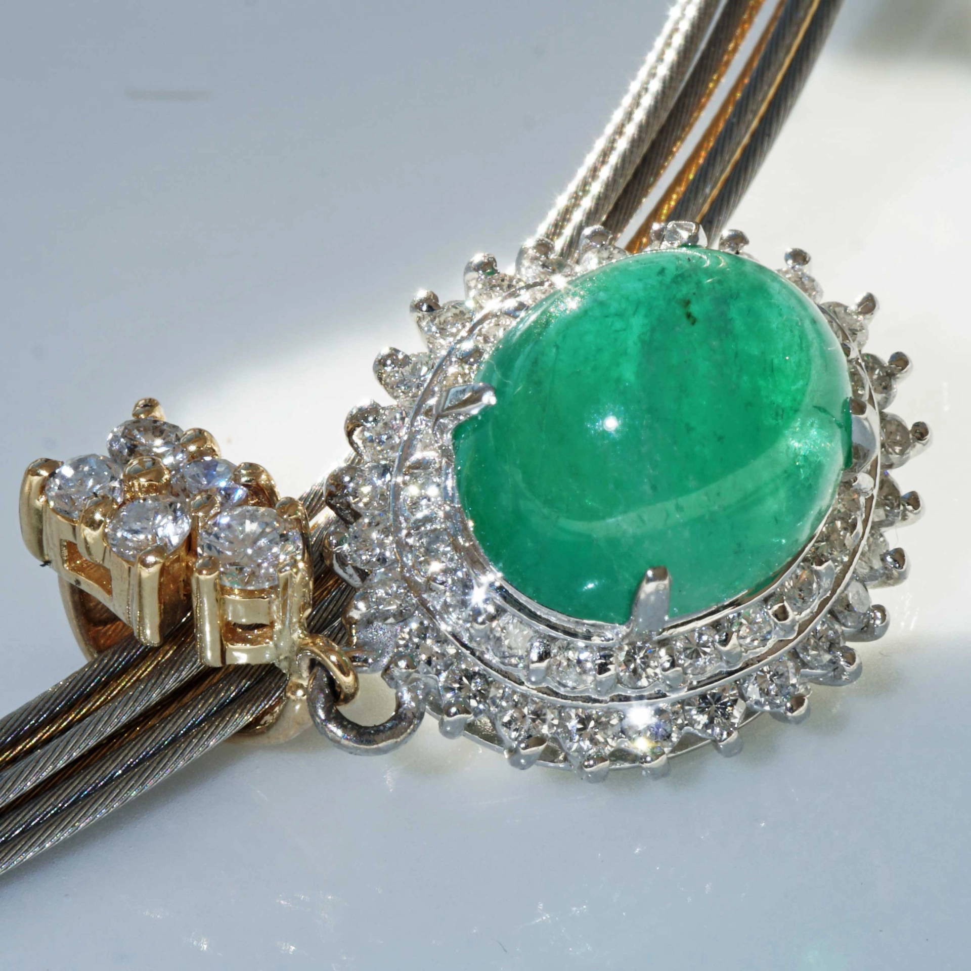 Smaragde in leuchtenden Farben..das macht Smaragd Schmuck aus