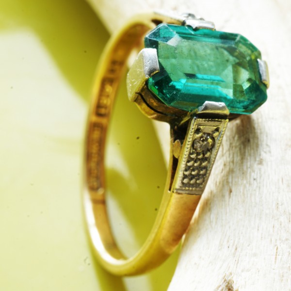 Vintage Ring 18 kt Yellowgold great blue-green Turmalin with Hallmarks