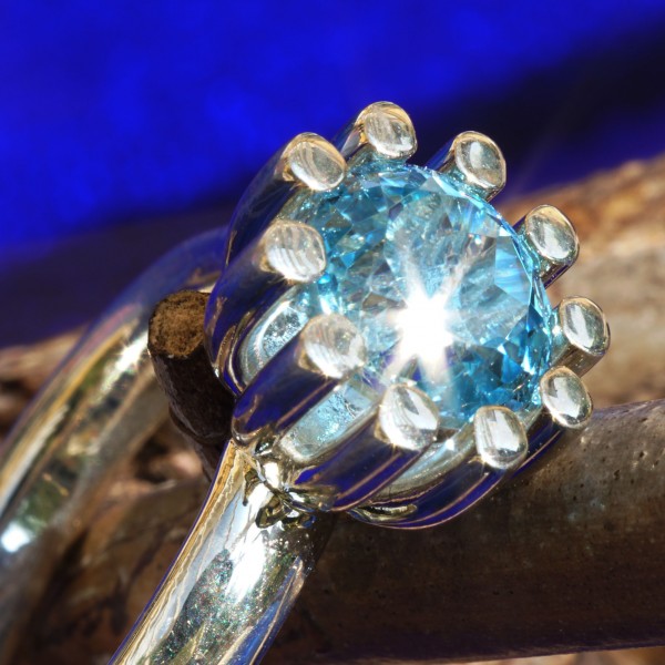 CHILANGO RING Grand Palais Blue Topaz 925er Silber neu mit orig. Etui massiv