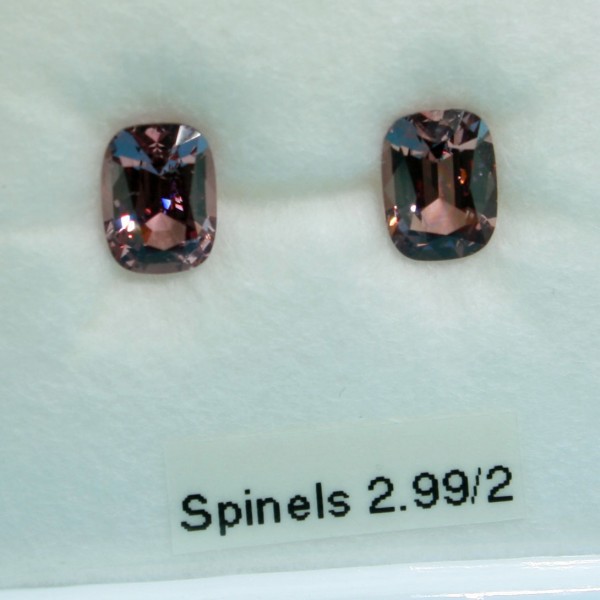 Baby pink Spinell-total ca. 2.99 carat-rechtförmig geschliffen-7,9x5,9 mm