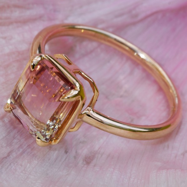 Ring 750er Gelbgold Turmalin Morgenröte gold-pink-aprikot Afrika 8.05 ct