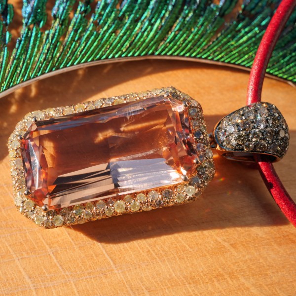 Morganite Diamond Pendant Rosegold 18 kt....wonderful 15 Carat Gem