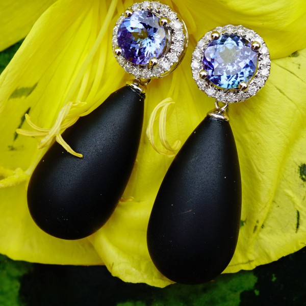 Tansanit Brillant Ohrhänger mit aushängbaren Onyxpampeln in 750er Weißgold